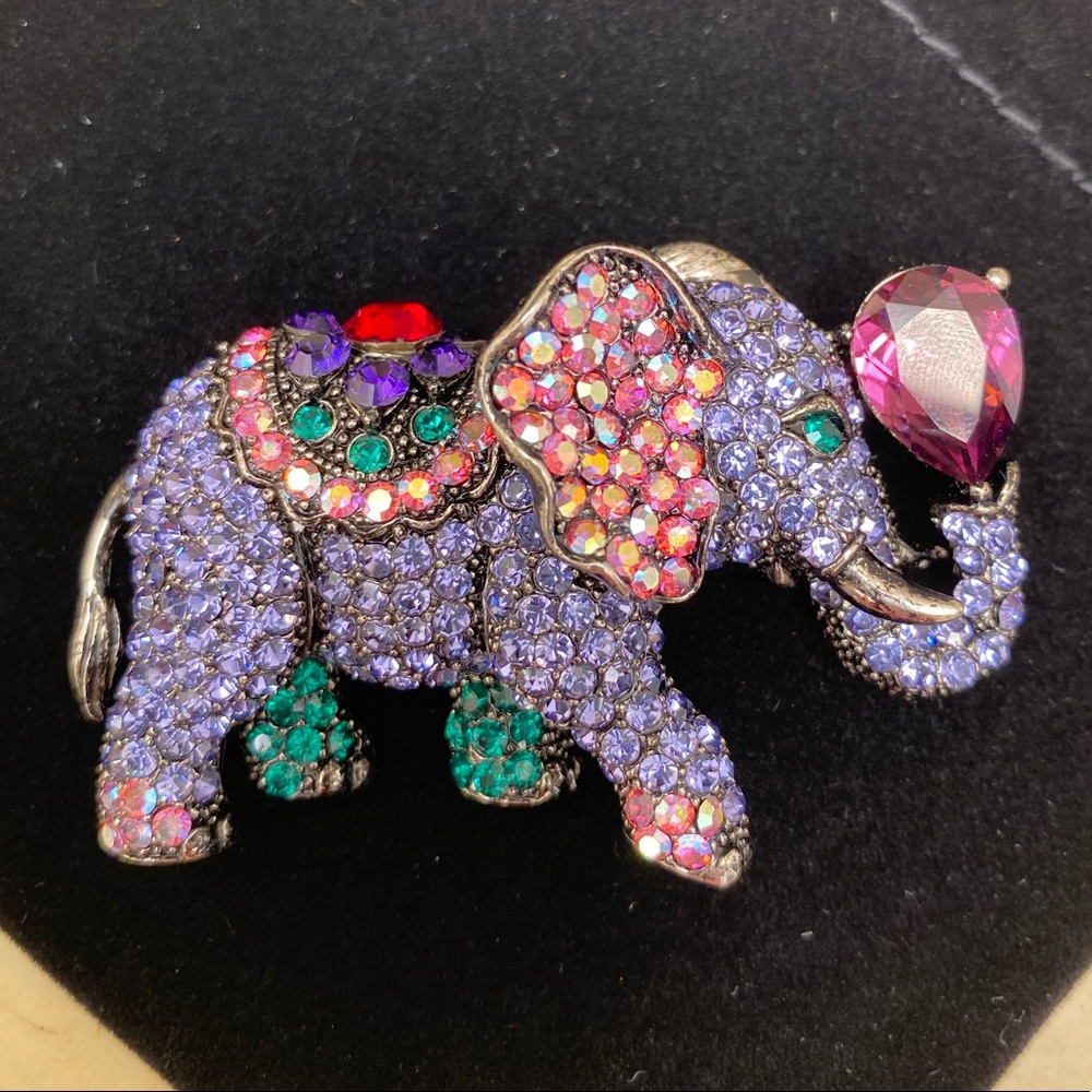 Elephant multi gemstone pendant with Ruby. Brooch.